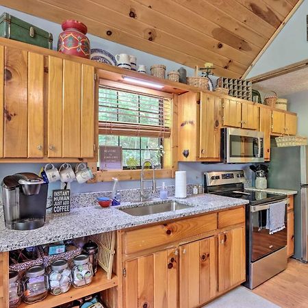 Bumblebee Cottage Murphy Retreat With Hot Tub Salem Екстериор снимка